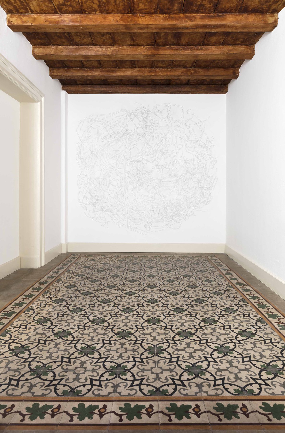 Sottotraccia, 2019, matita su muro installation view at Fondazione Pini 2019_