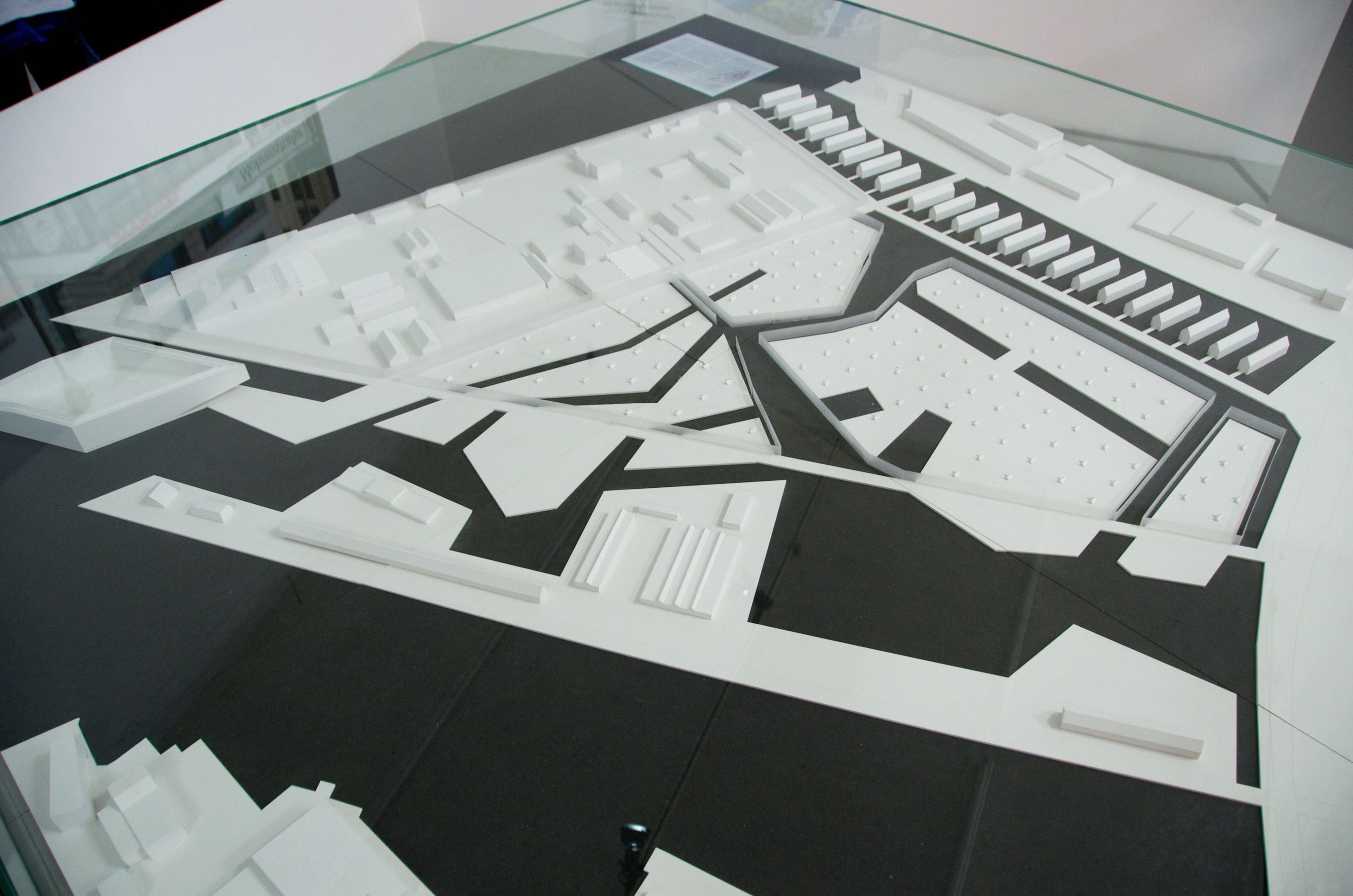 Closed Architecture (architectural model), 2011 Architectural model 200 × 200 cm;