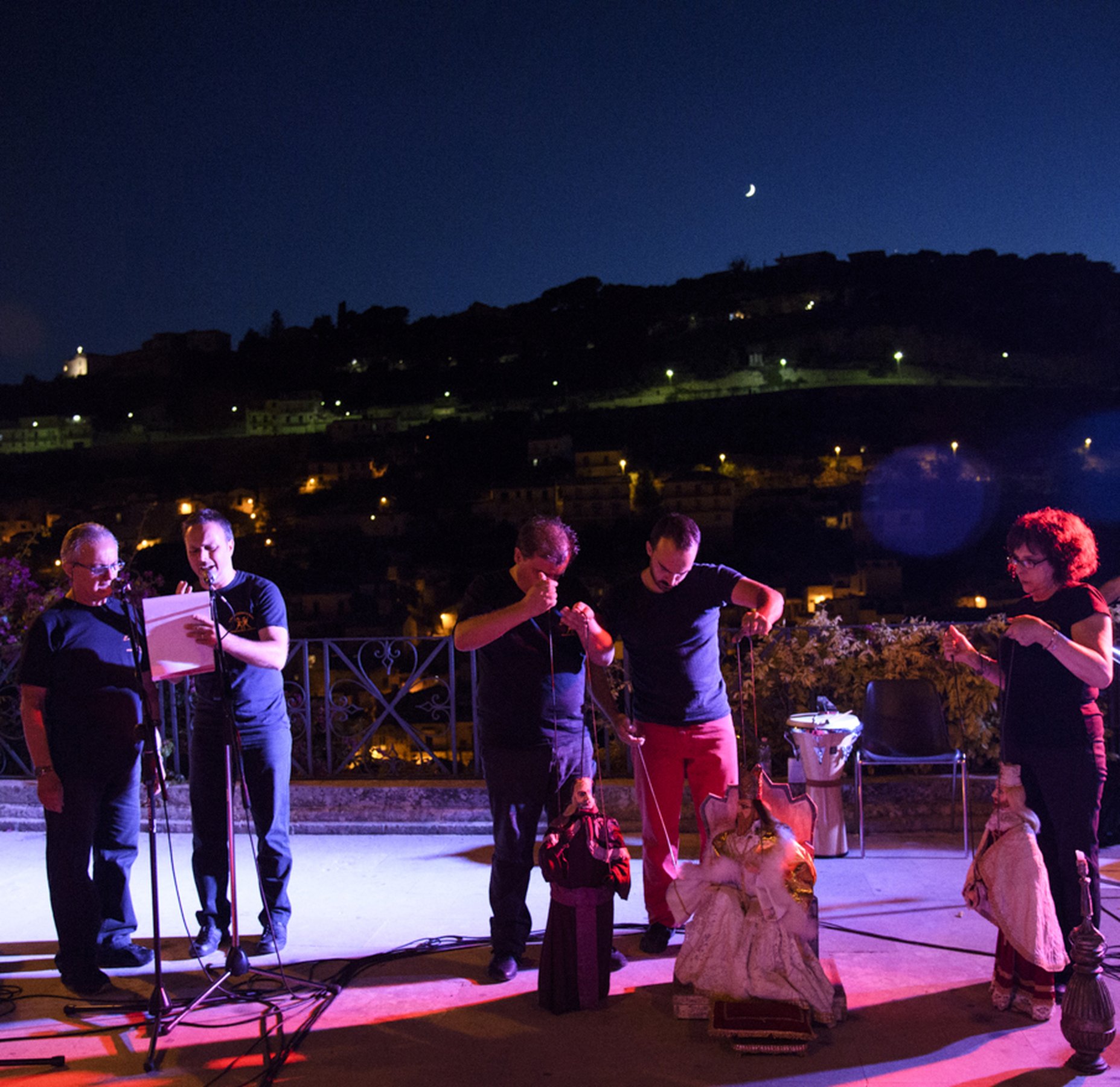 performance curated by Matteo Lucchetti, Modica, 06/08/16; ph. Andrea Samonà